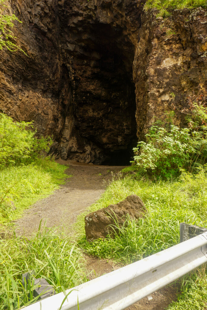 Entrance to Kaneana Cave