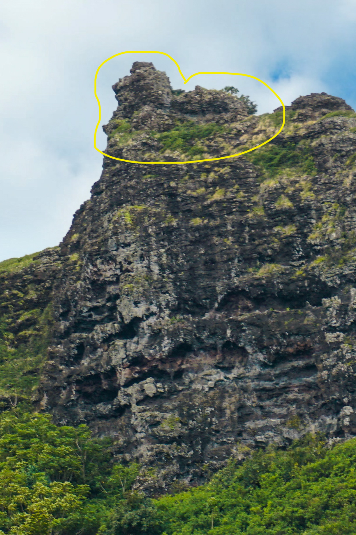 Crouching Lion rock formation circled
