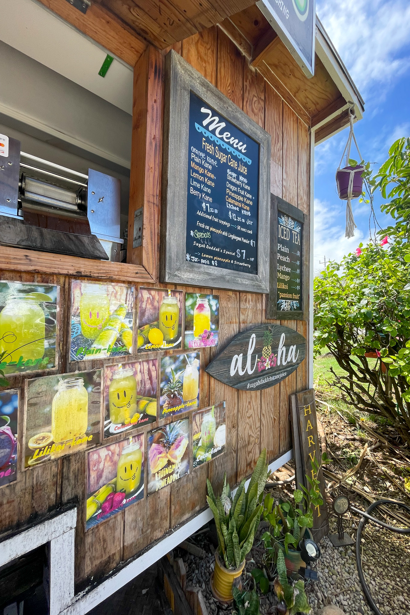 Sugar Daddeh's Cane Juice Stand in Kahuku - Oahu North Shore Food Trucks